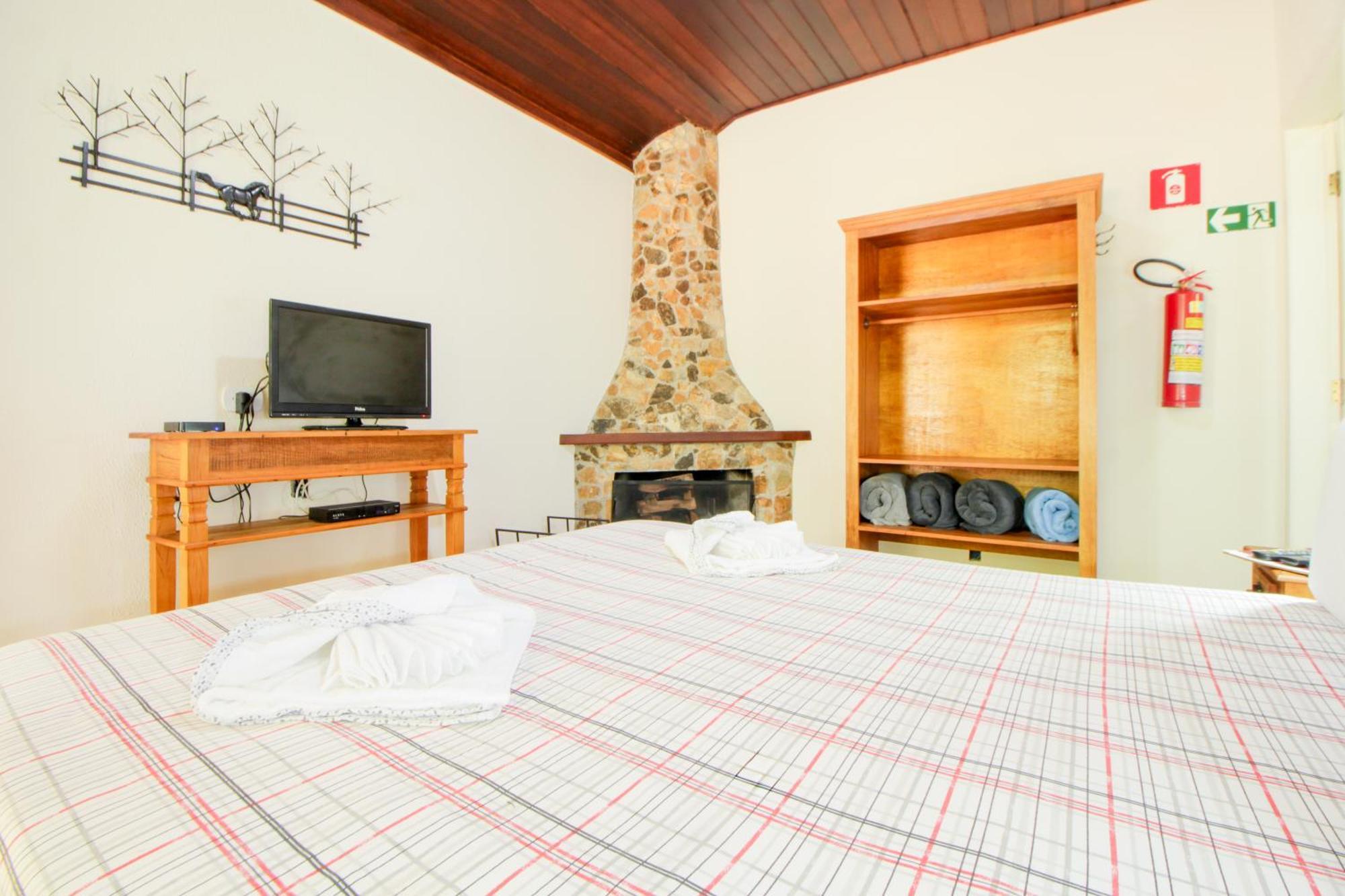 Pousada Highland Santo Antonio do Pinhal Phòng bức ảnh